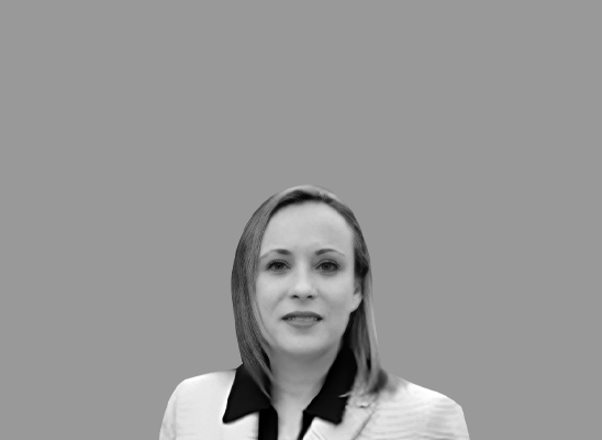 Sara Holt