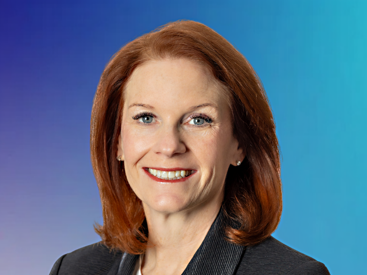 Thea Hayden headshot